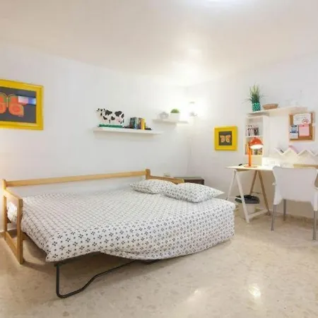 Gran Adosado Con Piscina Privada En Zona Muy Tranquila *