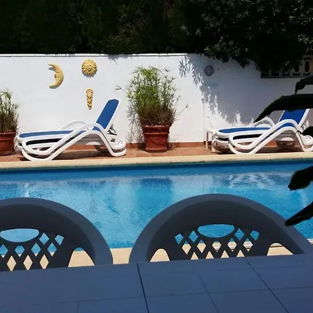 Gran Adosado Con Piscina Privada En Zona Muy Tranquila Holiday home Gandia